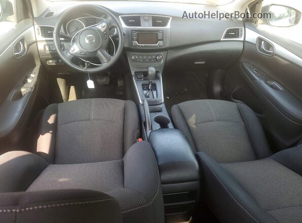 3N1AB7APXJY210960 2018 NISSAN SENTRA Blue Vista del salpicadero