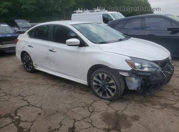 3N1AB7APXJY315515 2018 NISSAN SENTRA Белый Передняя правая четверть