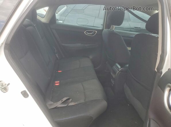 3N1AB7APXJY315515 2018 NISSAN SENTRA Белый Вид задних сидений