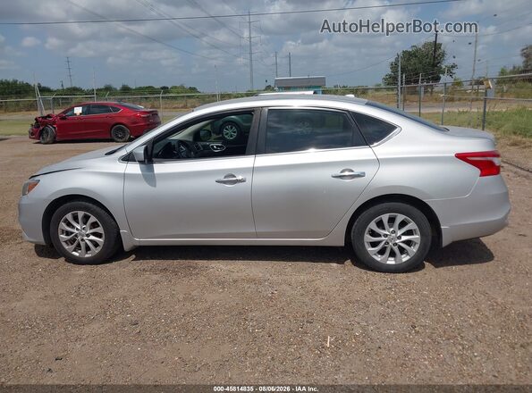 3N1AB7APXKL608216 2019 NISSAN SENTRA Silver Widok wnętrza 360 stopni