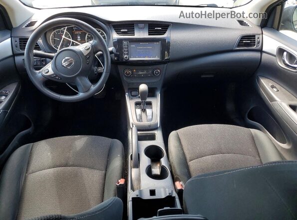3N1AB7APXKY208322 2019 NISSAN SENTRA Black Dashboard view