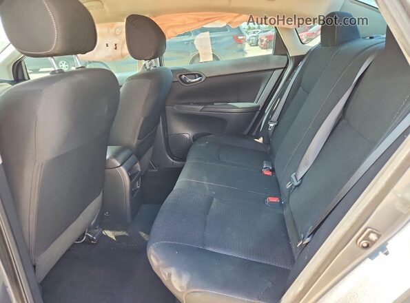 3N1AB7APXKY210653 2019 NISSAN SENTRA Gray Rear seats view