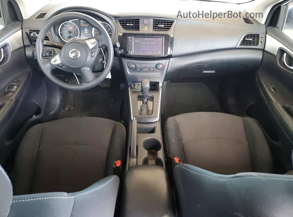 3N1AB7APXKY294022 2019 NISSAN SENTRA Белый Вид панели приборов