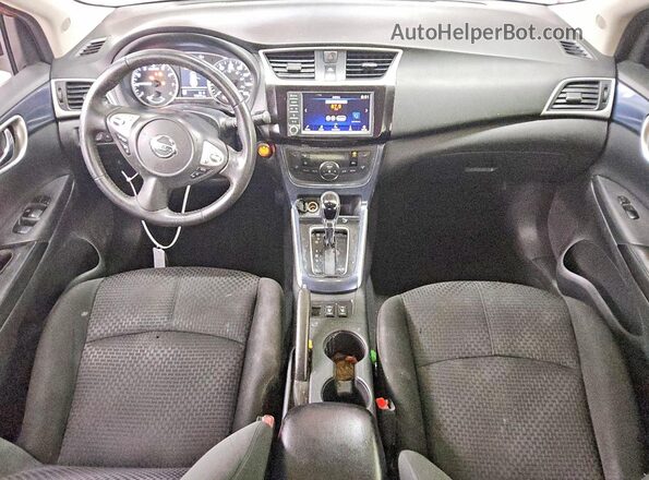 3N1AB7APXKY336530 2019 NISSAN SENTRA Red Вид панелі приладів