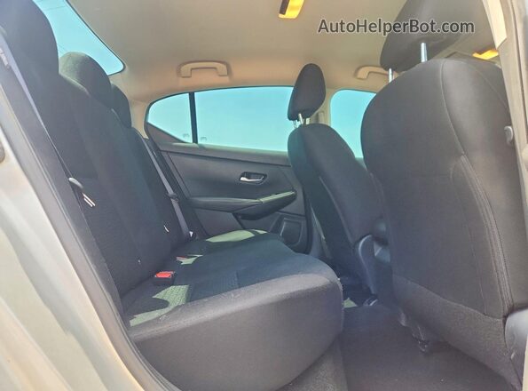 3N1AB8BV2PY258075 2023 NISSAN SENTRA Silver Вид задніх сидінь