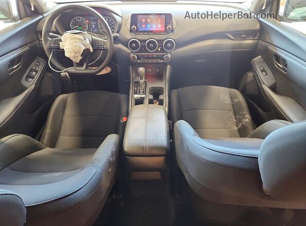 3N1AB8BV2SY278352 2025 NISSAN SENTRA Gray Widok deski rozdzielczej