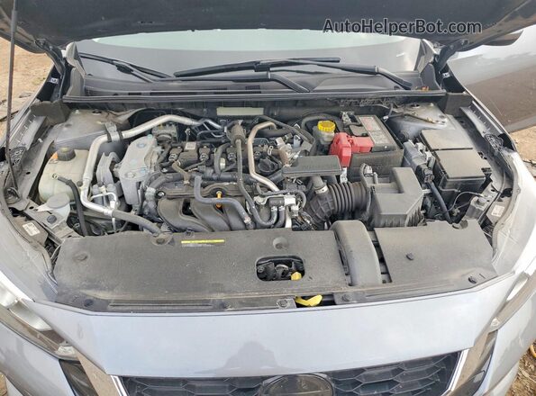 3N1AB8BV3NY225955 2022 NISSAN SENTRA Silver Widok wnętrza z tyłu