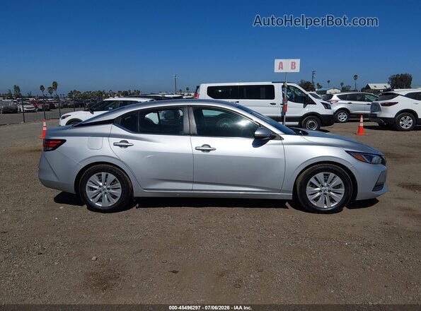 3N1AB8BV3NY293205 2022 NISSAN SENTRA Silver Widok wnętrza 360 stopni