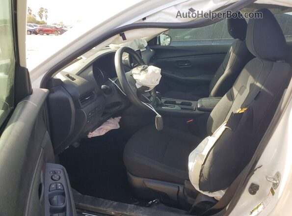 3N1AB8BV3RY249212 2024 NISSAN SENTRA White Вид салону спереду