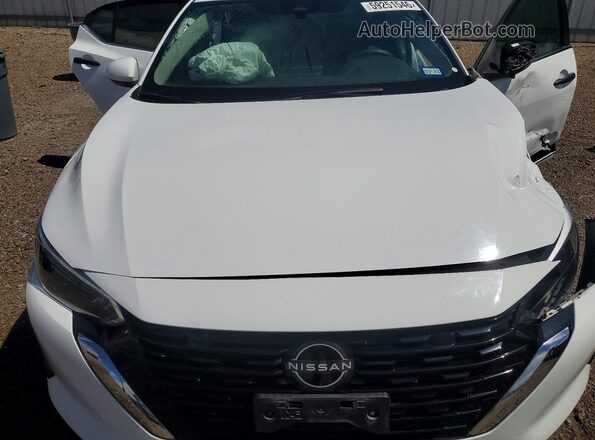3N1AB8BV3RY249212 2024 NISSAN SENTRA White Вид задньої частини салону