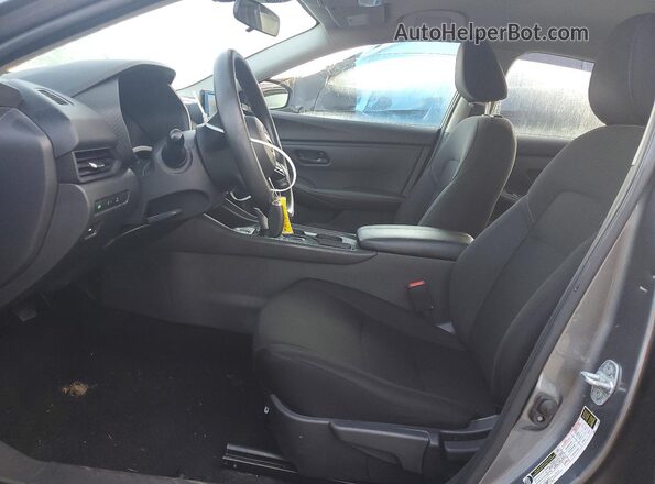 3N1AB8BV4RY289721 2024 NISSAN SENTRA Gray Вид салону спереду