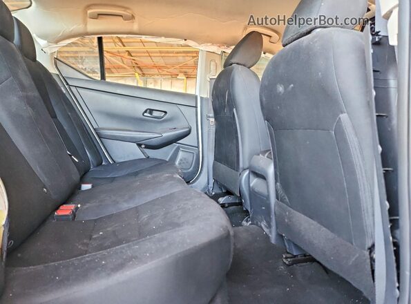 3N1AB8BV6RY220562 2024 NISSAN SENTRA Белый Вид задних сидений
