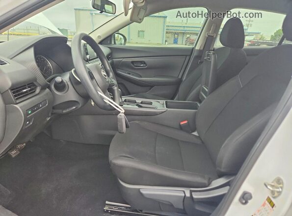 3N1AB8BV6SY214735 2025 NISSAN SENTRA White Widok wnętrza z przodu
