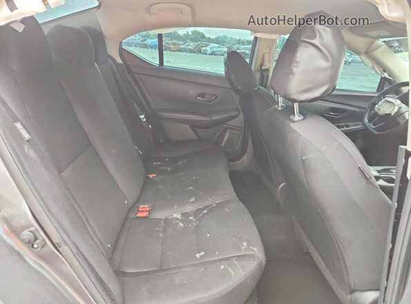3N1AB8BV6SY356356 2025 NISSAN SENTRA Gray Widok tylnych siedzeń