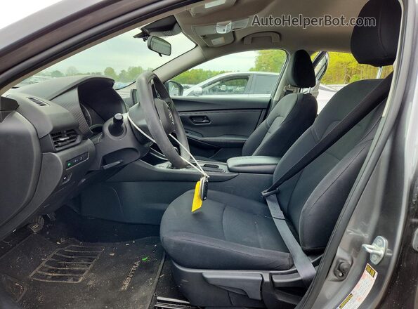 3N1AB8BV7RY219842 2024 NISSAN SENTRA Серый Вид салона спереди