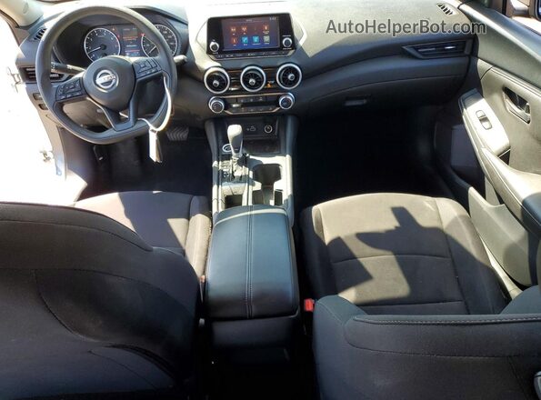 3N1AB8BV7SY270182 2025 NISSAN SENTRA Gray Widok deski rozdzielczej