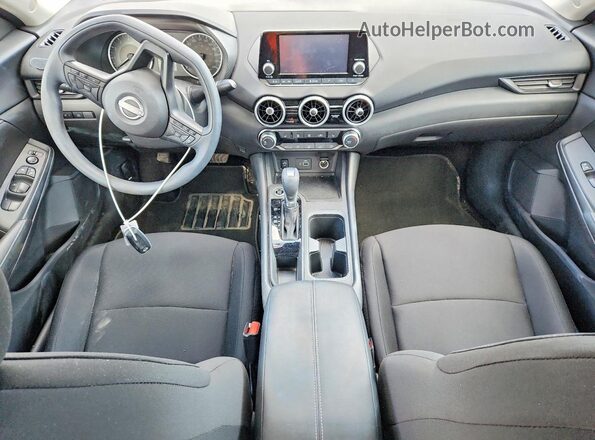 3N1AB8BV8SY224649 2025 NISSAN SENTRA Черный Вид панели приборов