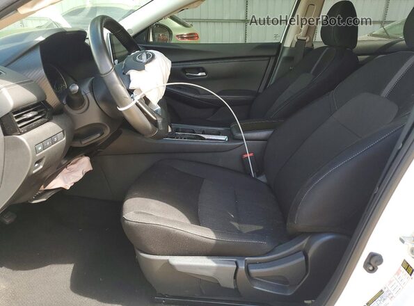3N1AB8CV0SY204233 2025 NISSAN SENTRA Белый Вид салона спереди