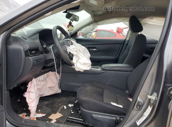 3N1AB8CV0SY388198 2025 NISSAN SENTRA Gray Front interior view