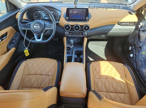 3N1AB8CV1RY205269 2024 NISSAN SENTRA Blue Dashboard view