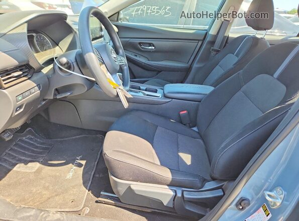 3N1AB8CV1SY228511 2025 NISSAN SENTRA Синий Вид салона спереди
