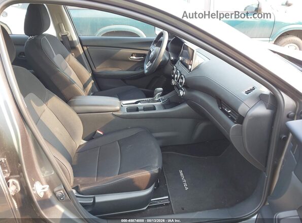 3N1AB8CV2SY326821 2025 NISSAN SENTRA Gray Вид салону спереду