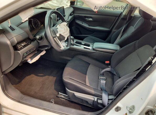 3N1AB8CV3MY222857 2021 NISSAN SENTRA White Widok wnętrza z przodu