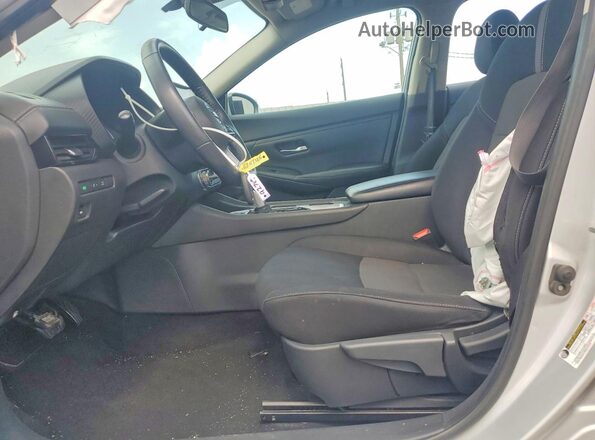 3N1AB8CV3MY253333 2021 NISSAN SENTRA Silver Widok wnętrza z przodu