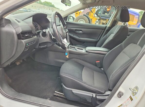 3N1AB8CV3MY312140 2021 NISSAN SENTRA White Widok wnętrza z przodu