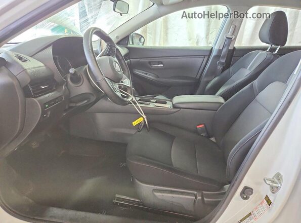 3N1AB8CV3MY325051 2021 NISSAN SENTRA White Սալոնի դիմացի տեսք