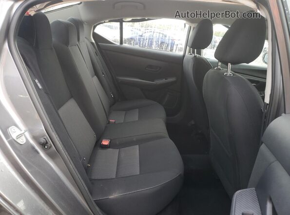 3N1AB8CV3RY217603 2024 NISSAN SENTRA Серебряный Вид задней части салона