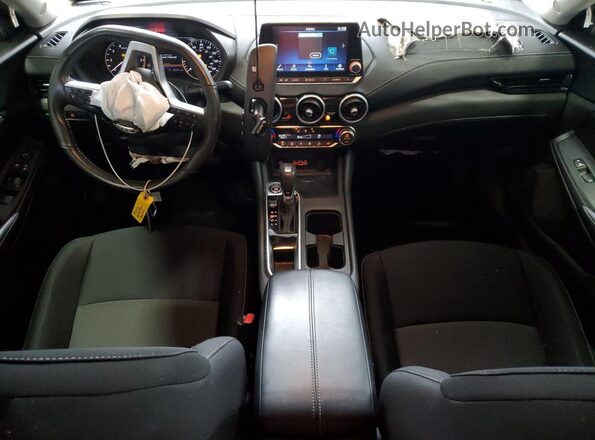 3N1AB8CV3RY217603 2024 NISSAN SENTRA Серебряный Вид панели приборов