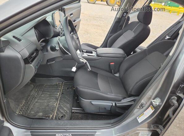 3N1AB8CV3RY231341 2024 NISSAN SENTRA Gray Սալոնի դիմացի տեսք