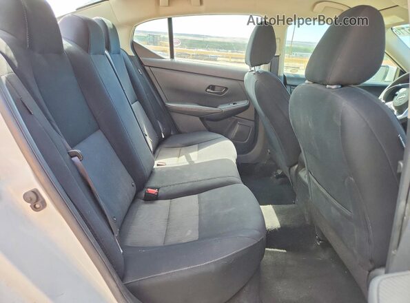 3N1AB8CV3RY237107 2024 NISSAN SENTRA White Widok tylnych siedzeń