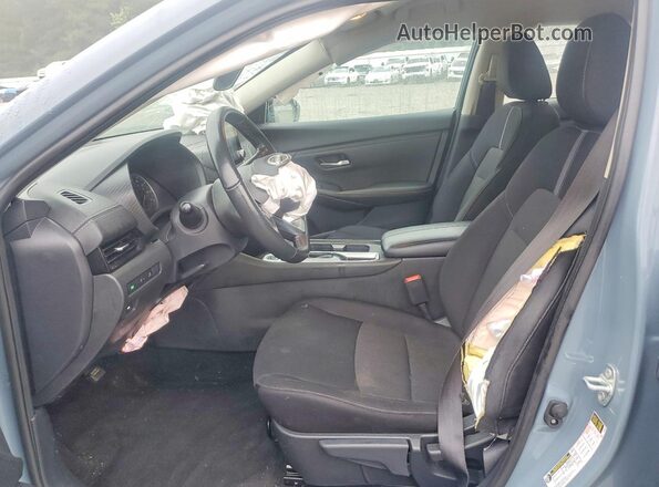3N1AB8CV3RY238483 2024 NISSAN SENTRA Gray Front interior view