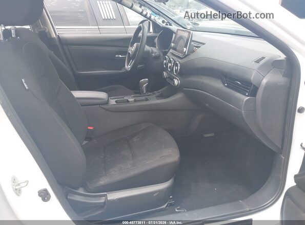 3N1AB8CV3RY312680 2024 NISSAN SENTRA Белый Вид салона спереди