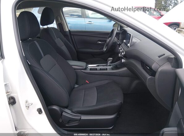 3N1AB8CV4RY329455 2024 NISSAN SENTRA Белый Вид салона спереди