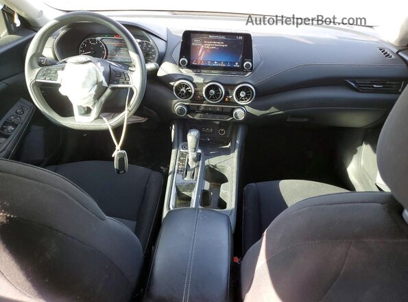 3N1AB8CV4RY369096 2024 NISSAN SENTRA Gray Առջևի վահանակի տեսք