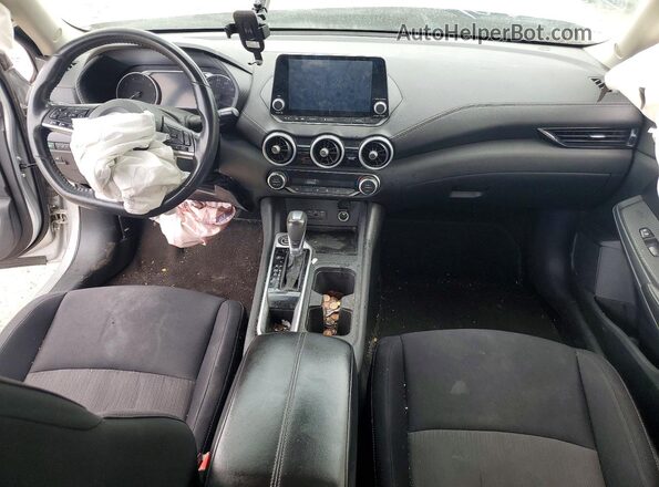 3N1AB8CV5MY308591 2021 NISSAN SENTRA Silver Vista del salpicadero