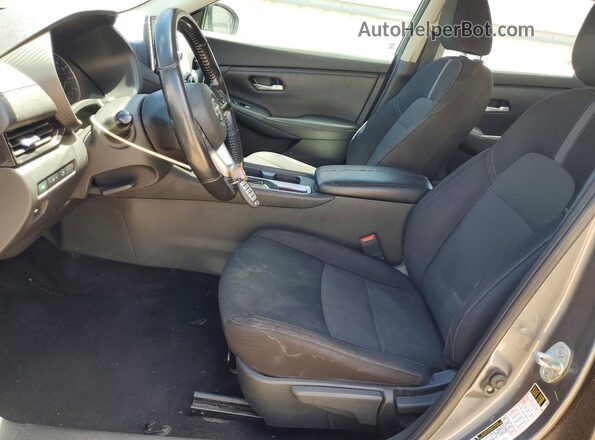 3N1AB8CV5MY317212 2021 NISSAN SENTRA Gray Widok wnętrza z przodu