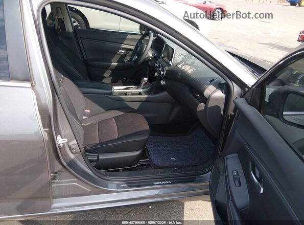 3N1AB8CV5PY244783 2023 NISSAN SENTRA Gray Vista interior delantera