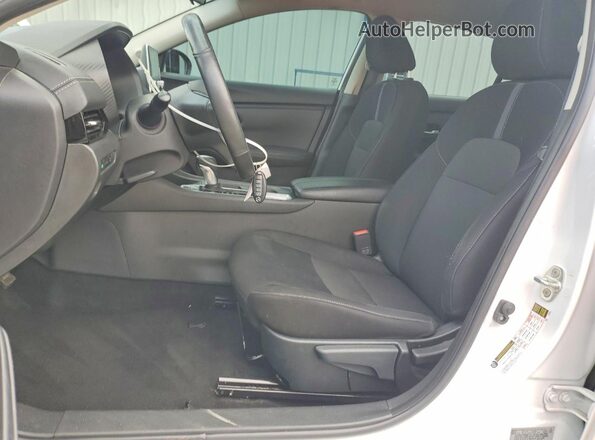 3N1AB8CV5PY323225 2023 NISSAN SENTRA White წინა სალონის ხედი