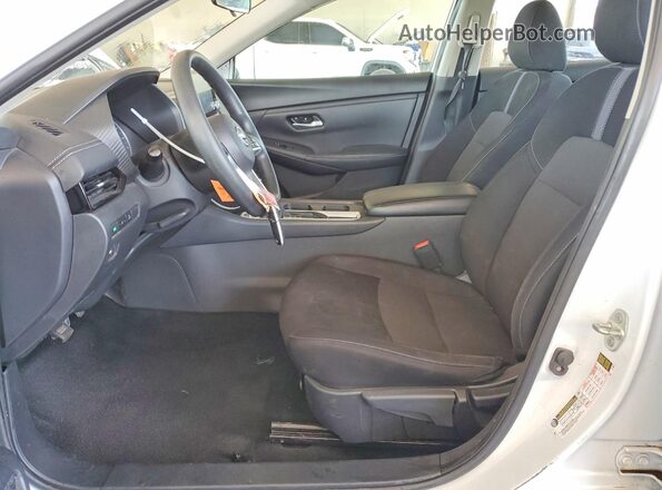 3N1AB8CV5RY203458 2024 NISSAN SENTRA White Вид салону спереду