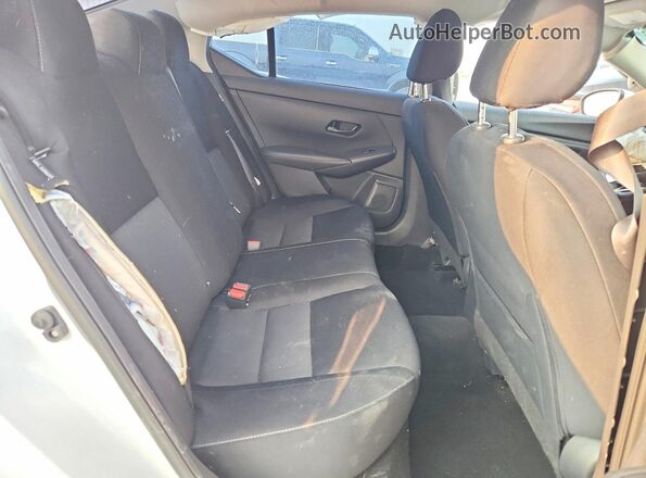 3N1AB8CV5RY267791 2024 NISSAN SENTRA White Հետևի նստատեղերի տեսք