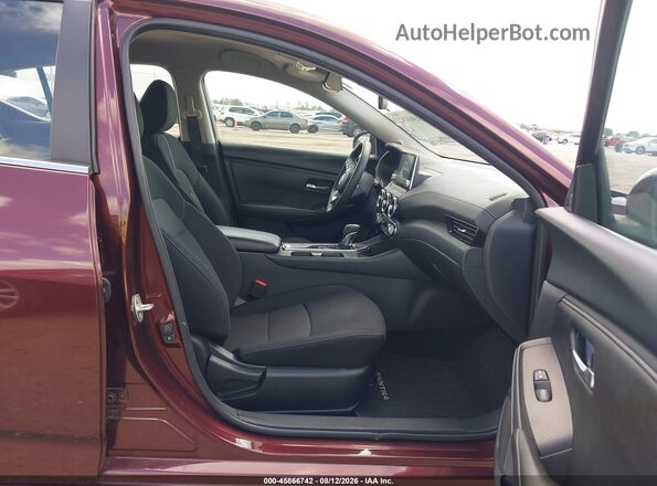 3N1AB8CV5RY338827 2024 NISSAN SENTRA Красный Вид салона спереди