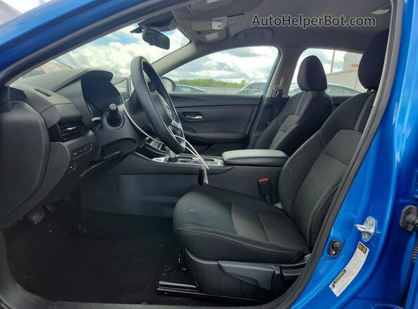 3N1AB8CV5SY372613 2025 NISSAN SENTRA Blue Widok wnętrza z przodu
