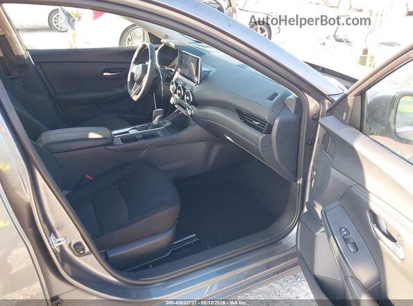 3N1AB8CV5SY391601 2025 NISSAN SENTRA Gray Widok wnętrza z przodu
