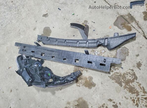 3N1AB8CV6MY210802 2021 NISSAN SENTRA Burgundy Engine compartment view