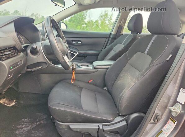 3N1AB8CV6NY256731 2022 NISSAN SENTRA Угольный Вид салона спереди