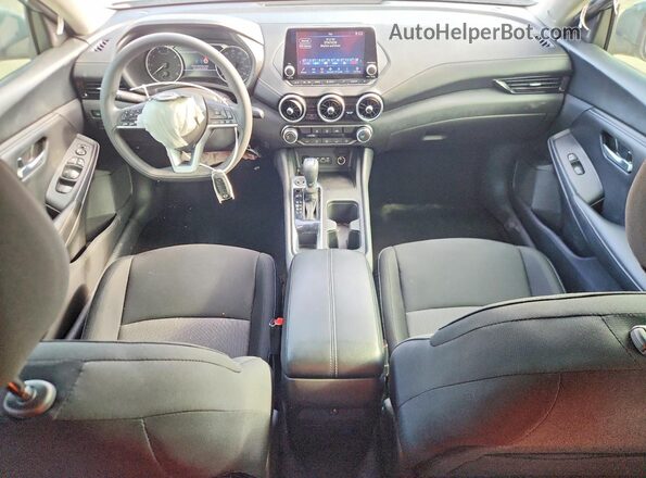 3N1AB8CV6RY219409 2024 NISSAN SENTRA Gray Dashboard view